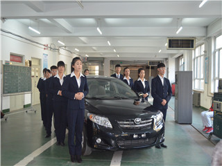汽車學院舉辦第十三屆汽車營銷大賽-汽車學院